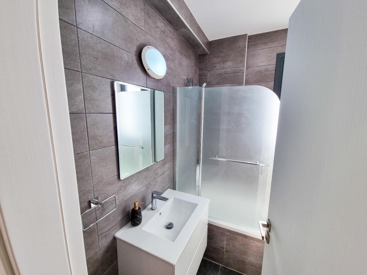 Lucky Strike Apartment Paralimni Ngoại thất bức ảnh
